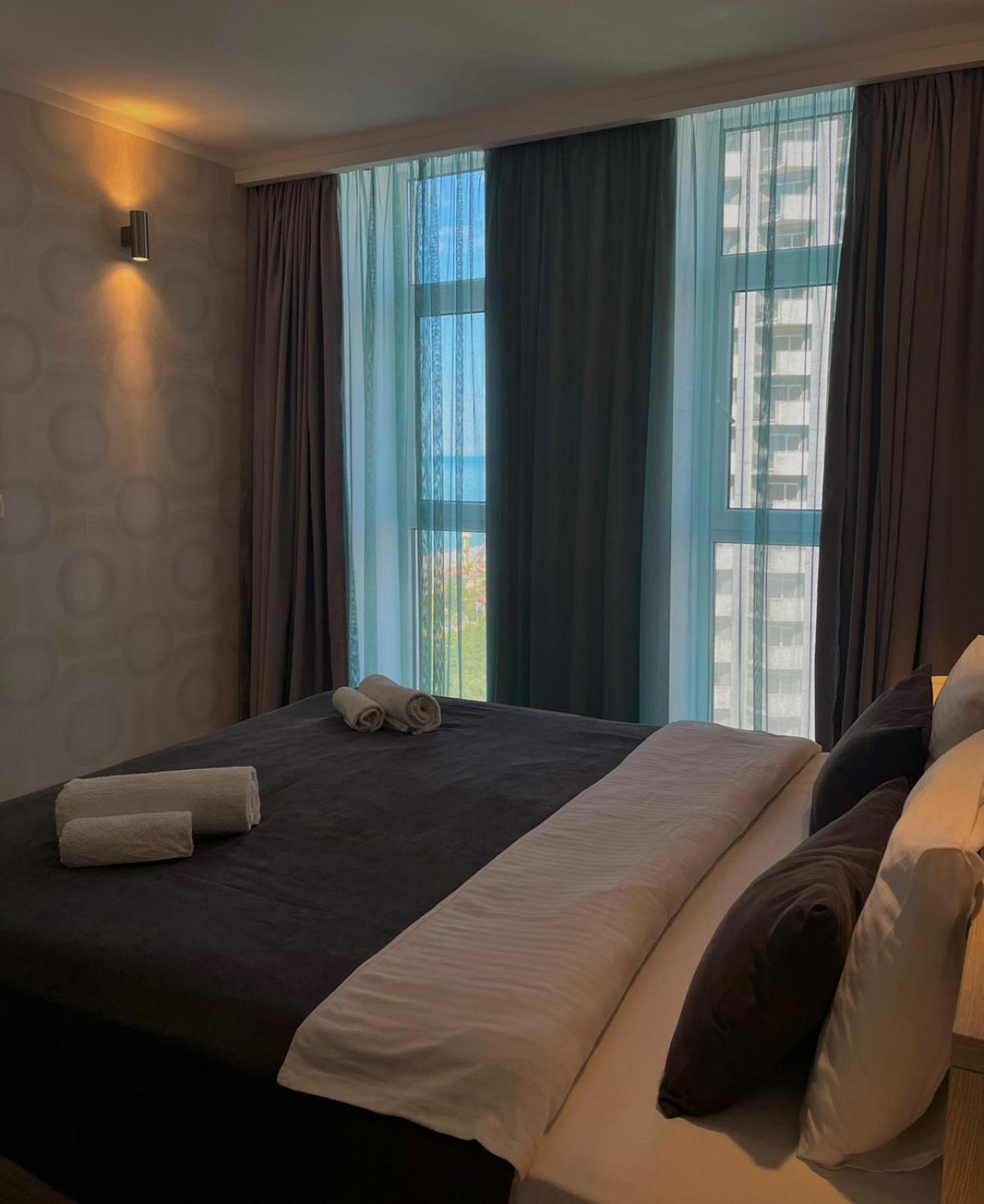 Aparthotel Holiday Lux Batumi Kültér fotó